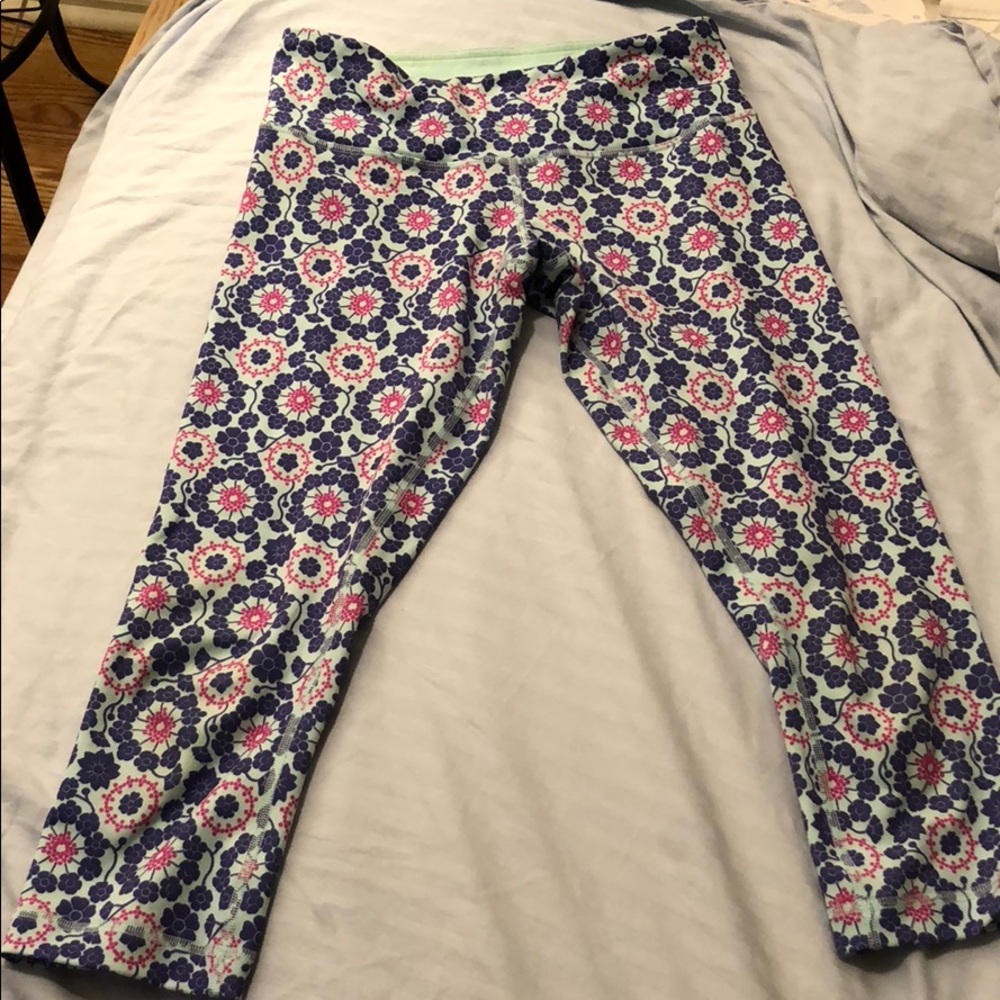 Lululemon wunder under crop